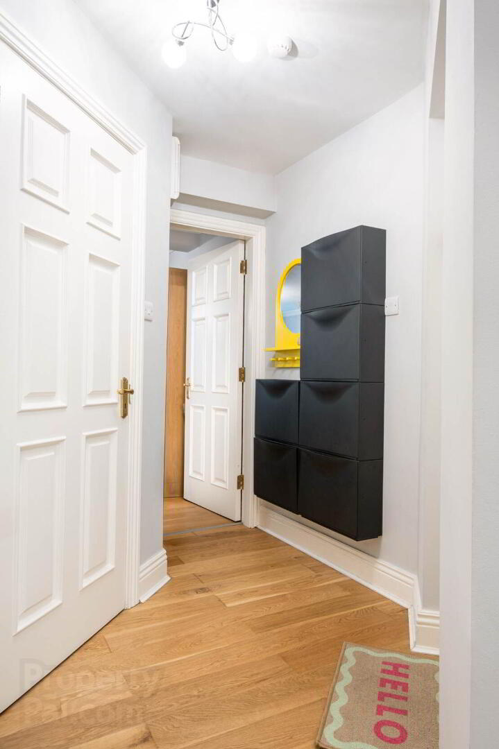property description image