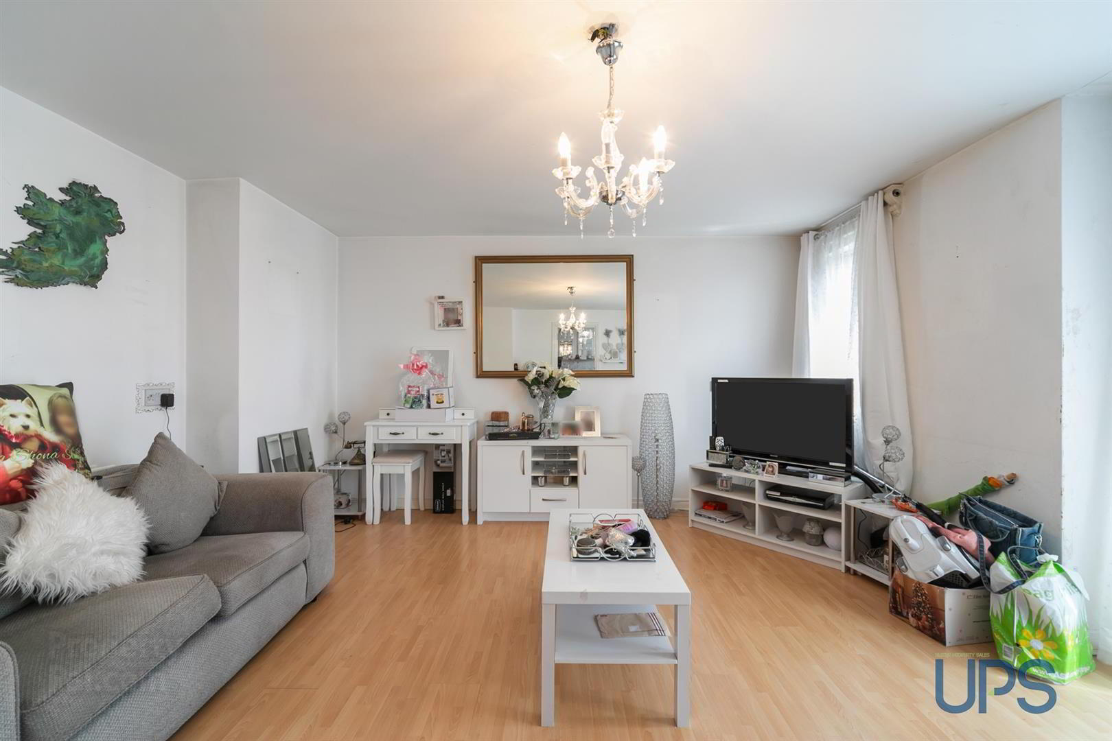Apt 9b, Aranmor 5 of 18