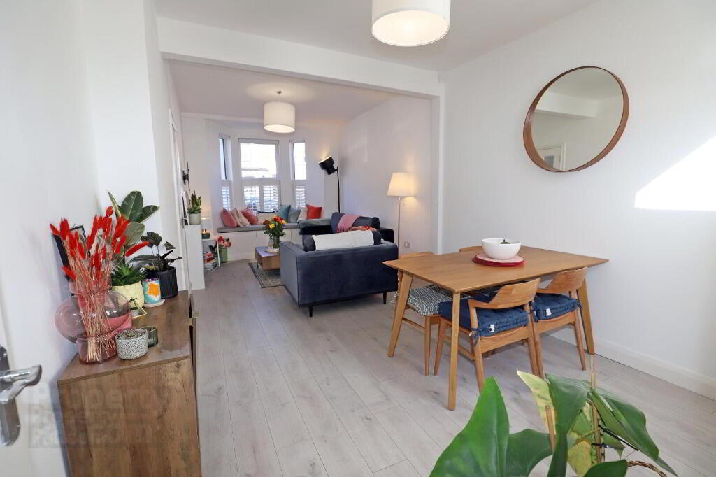 22 Kimberley Street 6 of 13