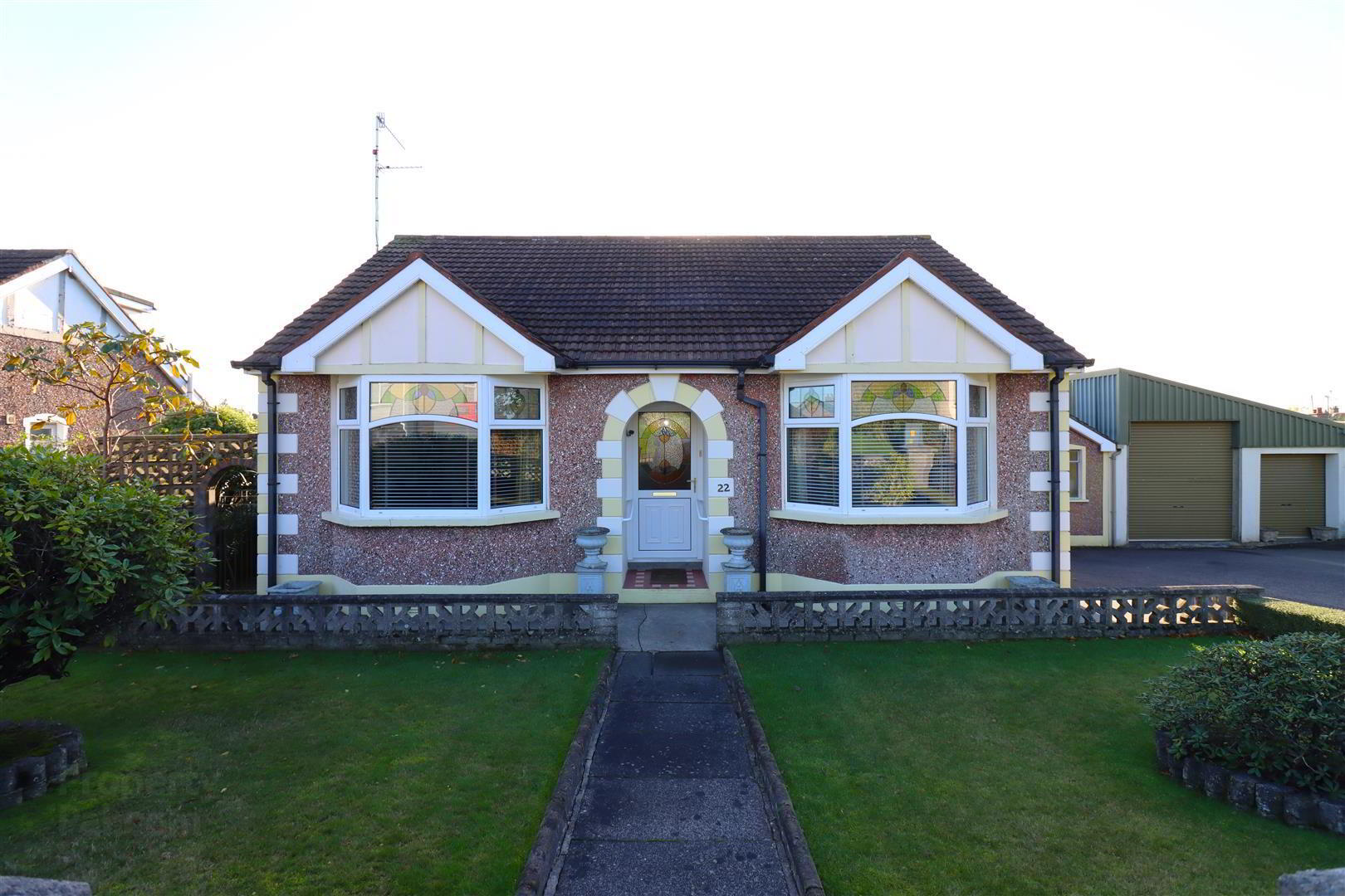 property description image