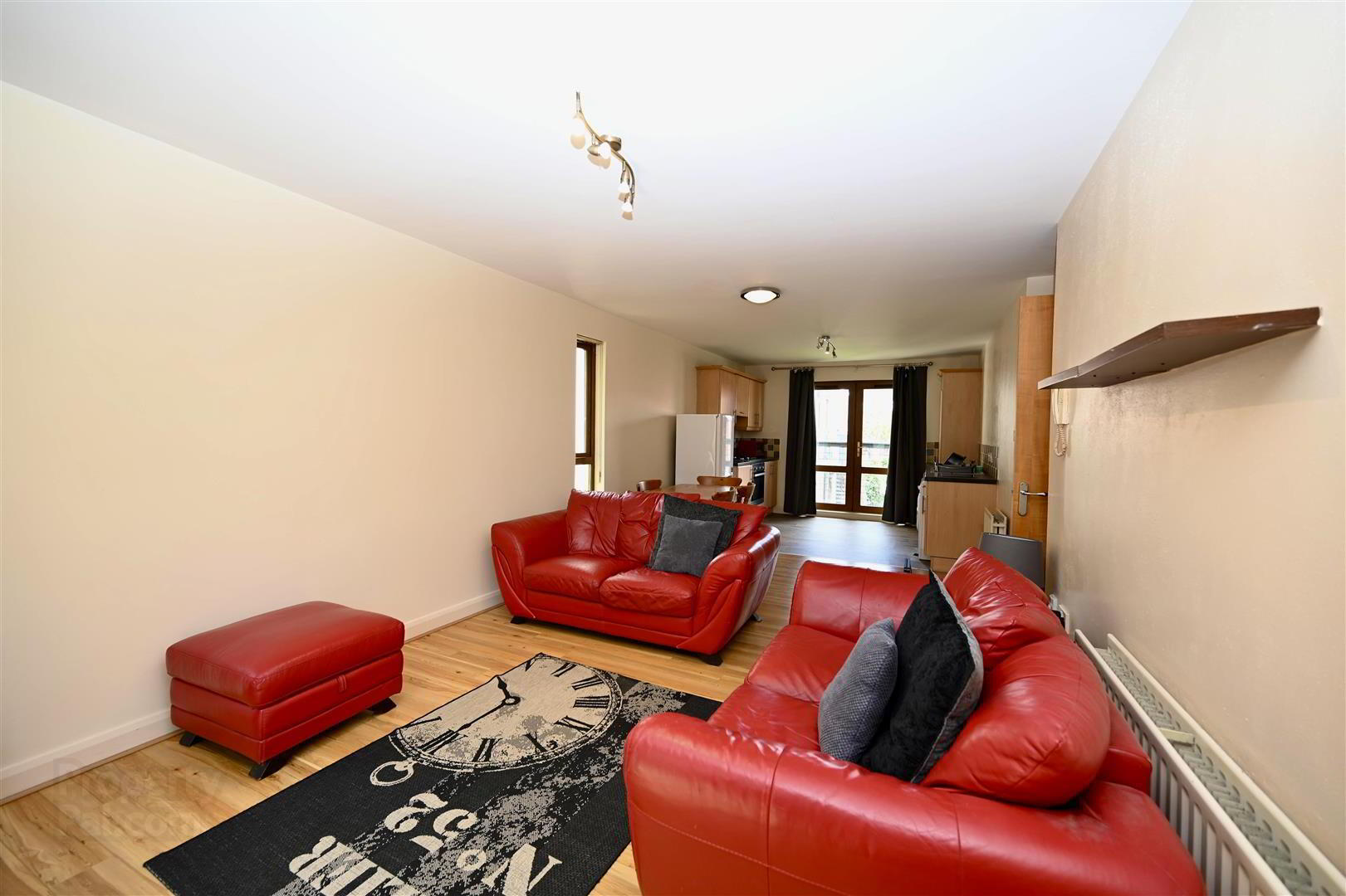 77c Heath Lodge Drive 3 of 9