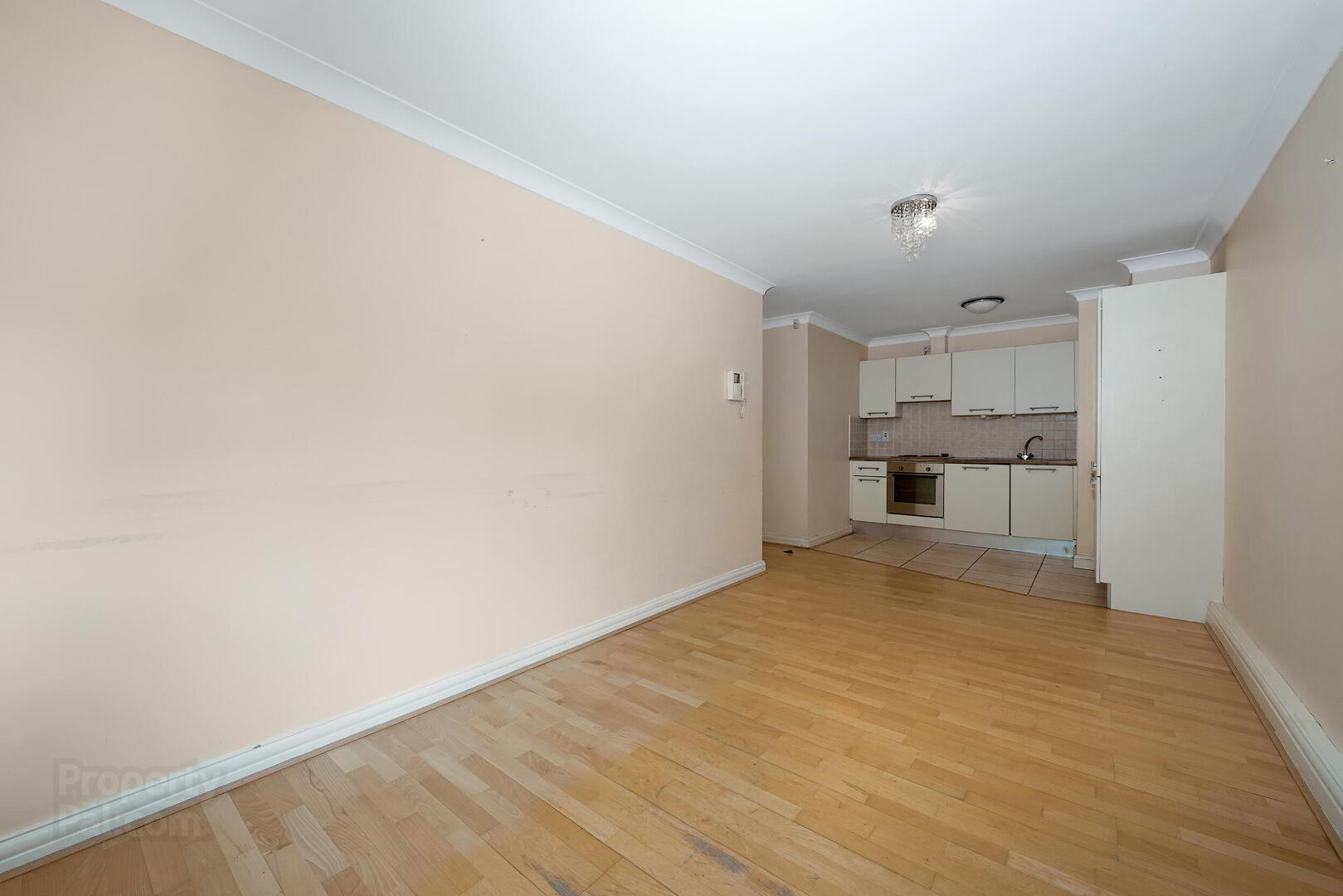 16 Eaton Way 7 of 22