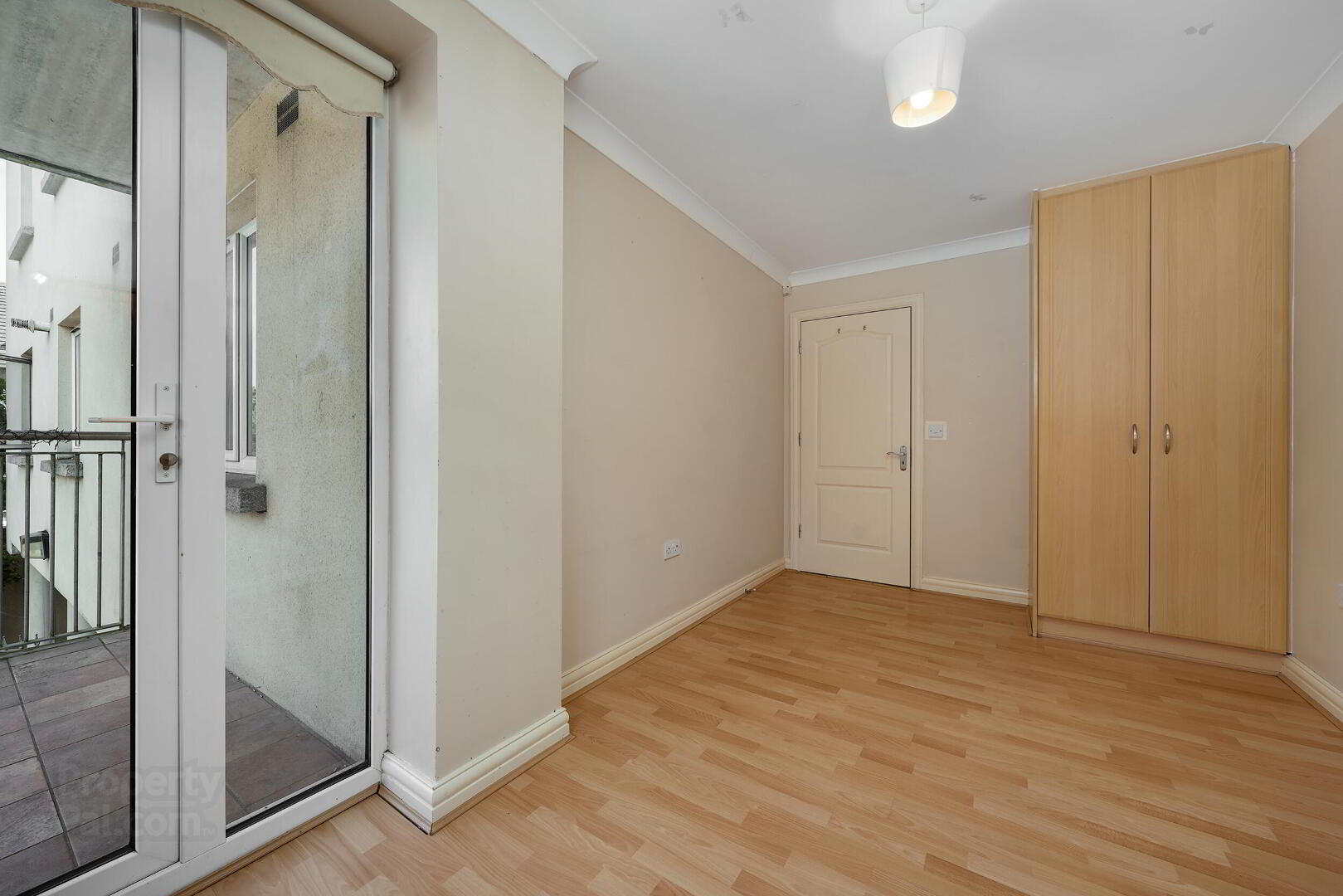 16 Eaton Way 12 of 22