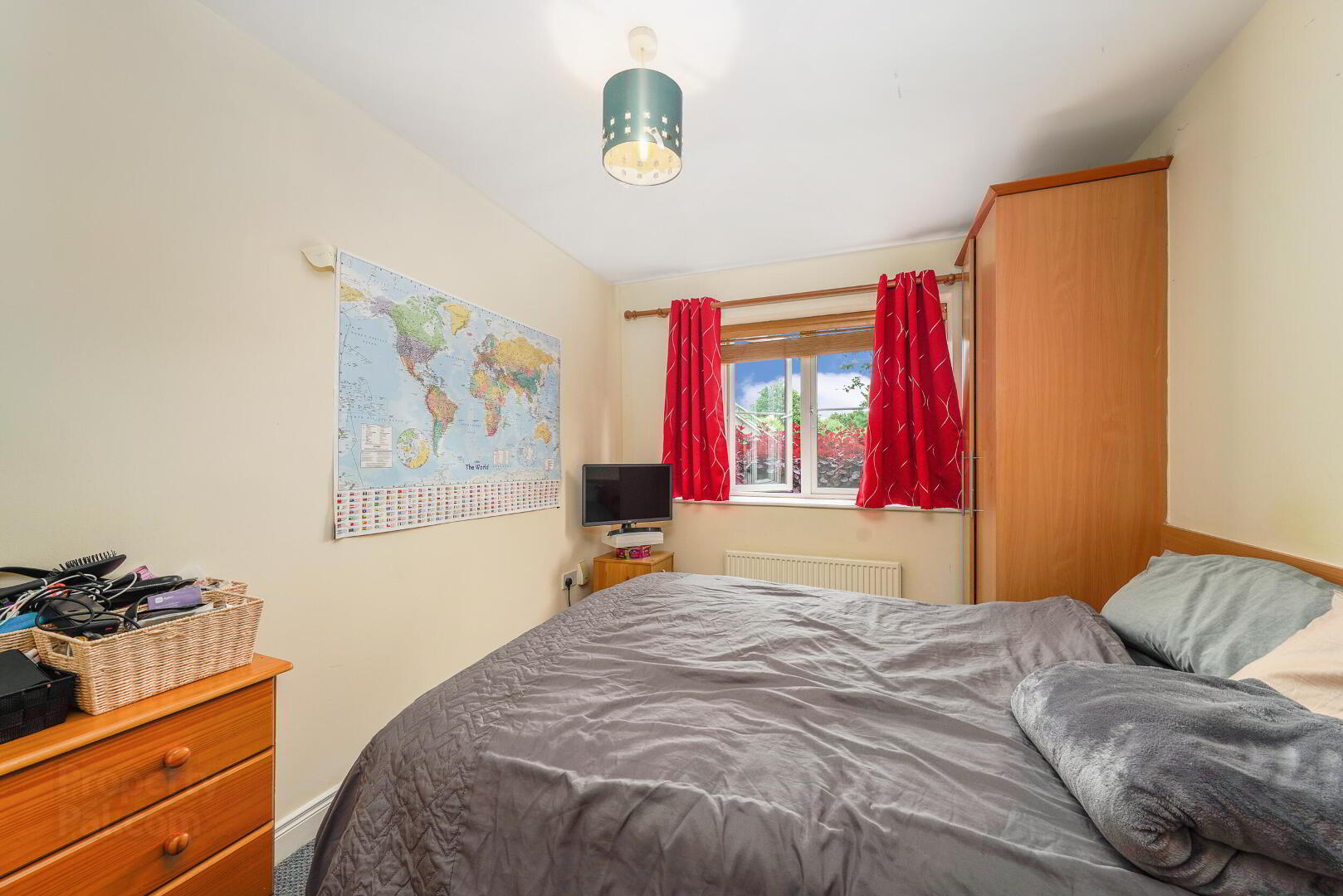18 Summerseat Court 9 of 13
