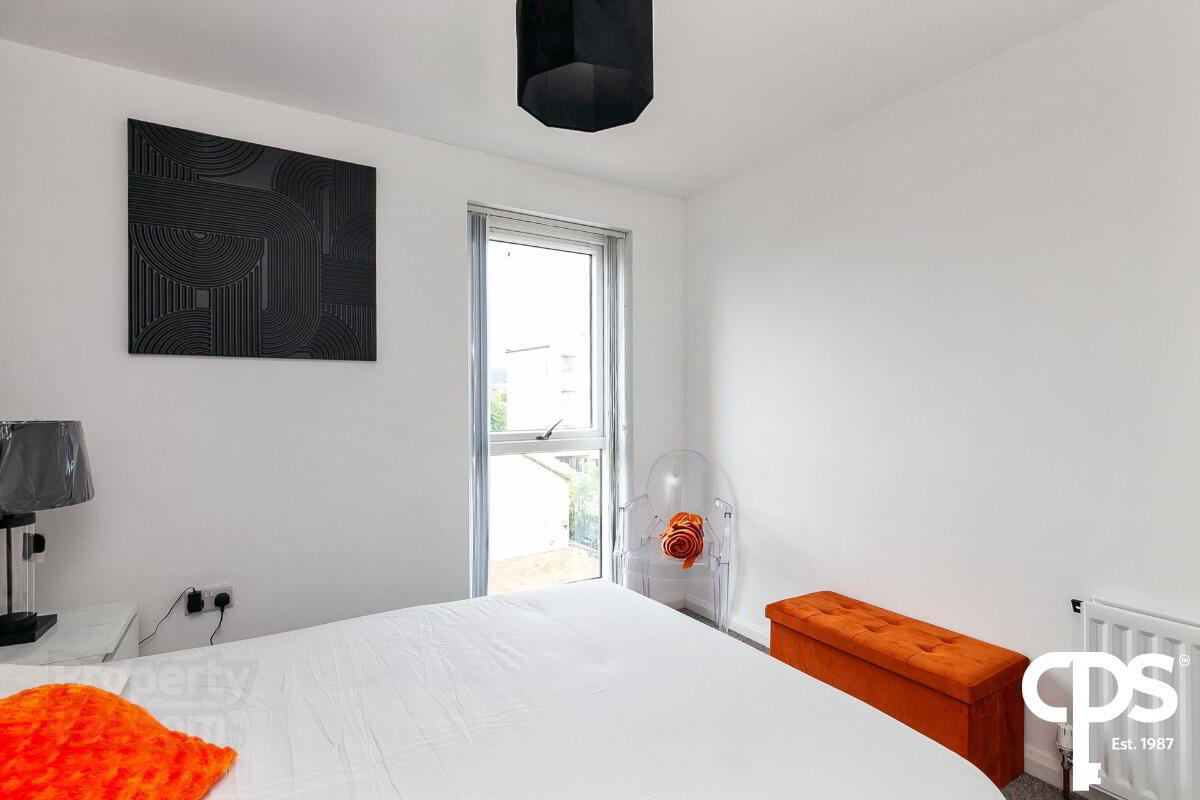 Apt 7, 32 Gardiner Street 10 of 15