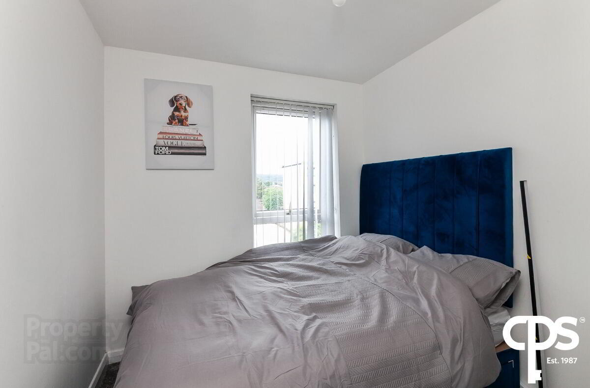 Apt 7, 32 Gardiner Street 11 of 15