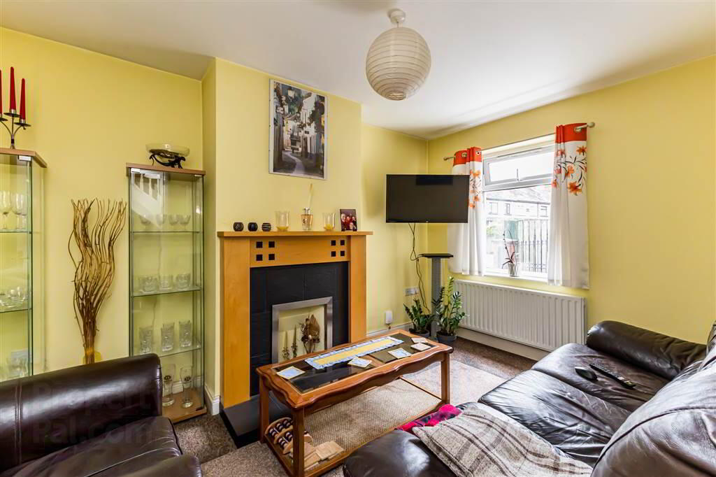 1 Jubilee Avenue 7 of 26