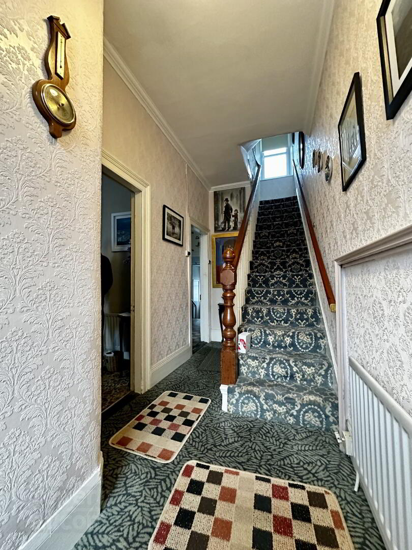 property description image