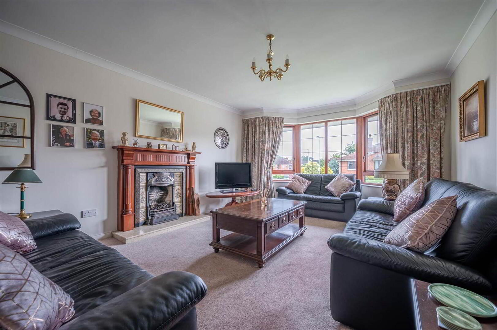1 Knightsbridge Manor 7 of 29