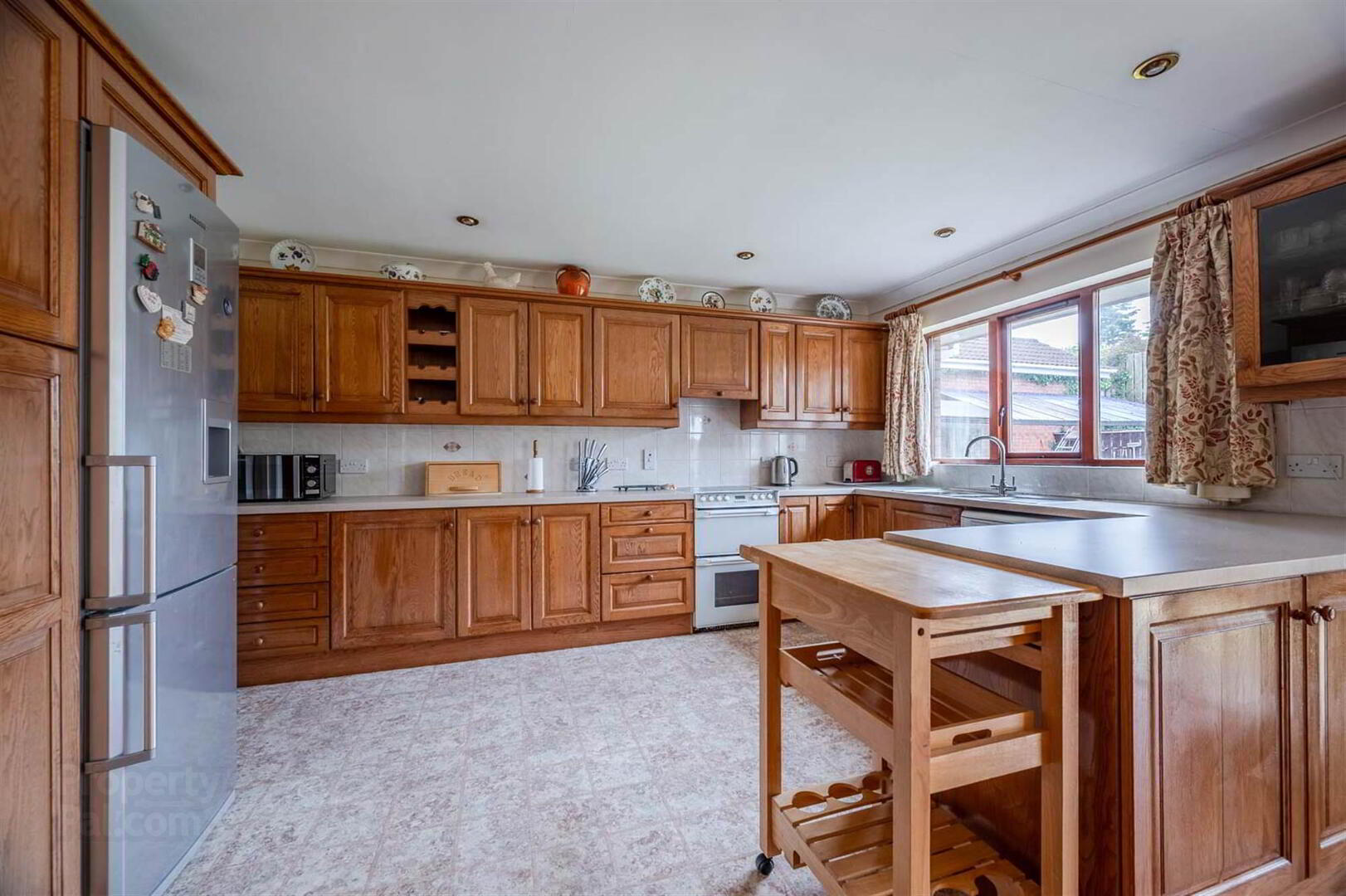 1 Knightsbridge Manor 12 of 29