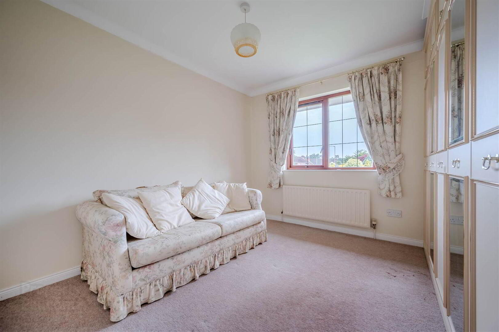 1 Knightsbridge Manor 24 of 29
