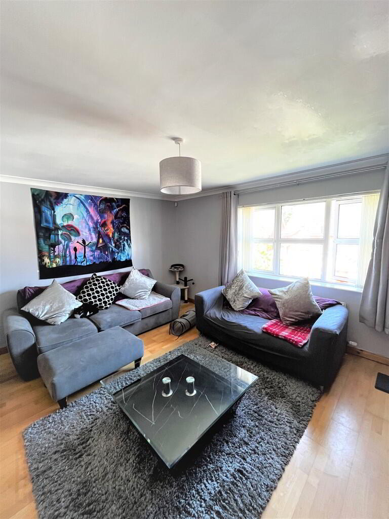 property description image