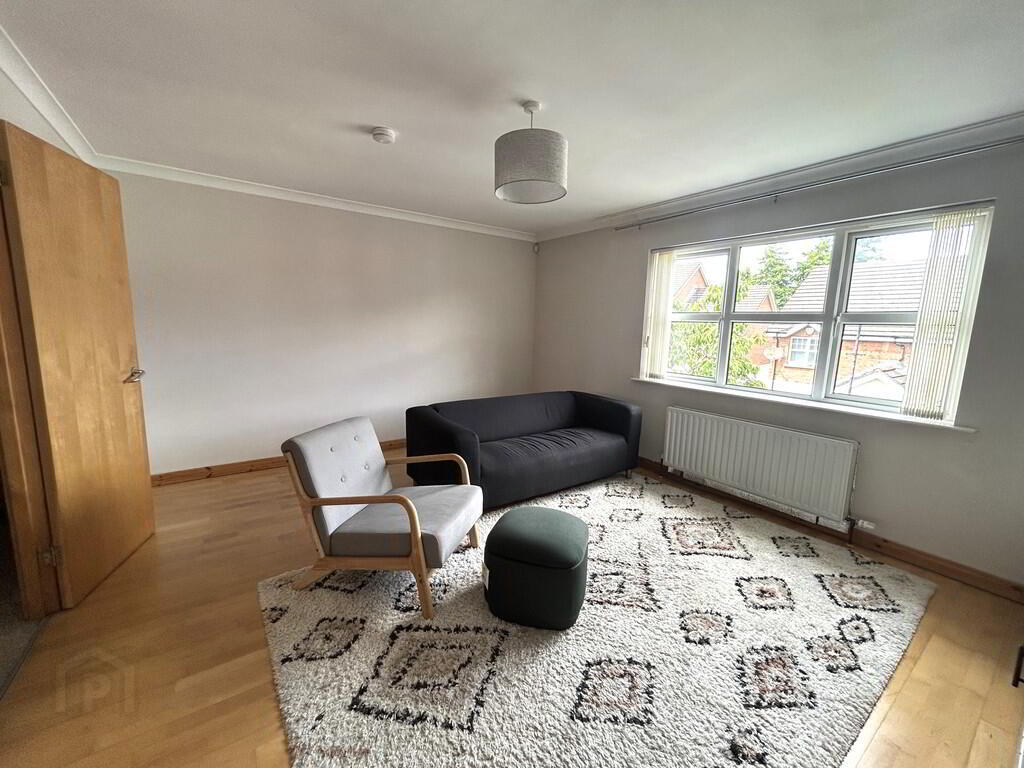 14 Richmond Court 2 of 5