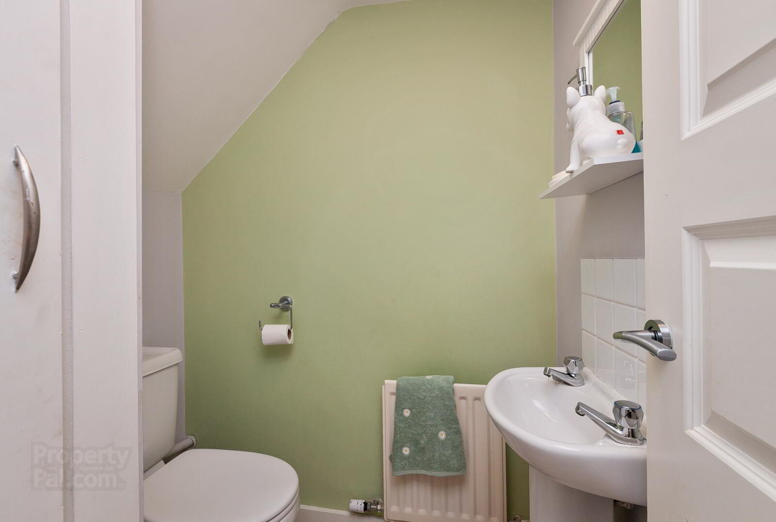 11 Fortwilliam Gardens 16 of 35