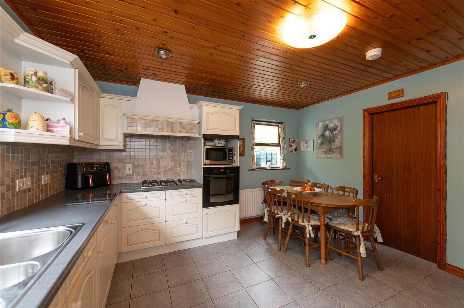 24 Ballynahinch Road 14 of 25