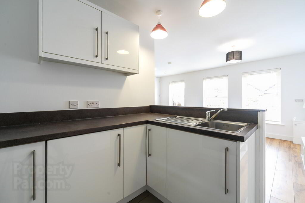 Apt 1 Richmond Hall, 40 Station Road 10 of 21