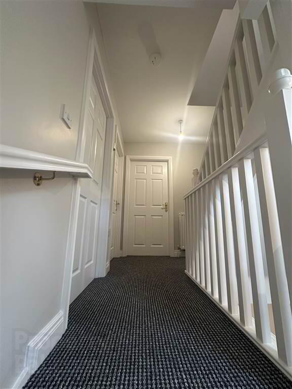 8 Broomhill Courtyard 11 of 22