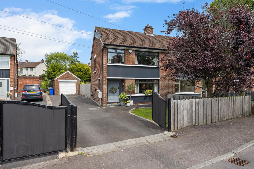 31 Greystown Avenue 1 of 34