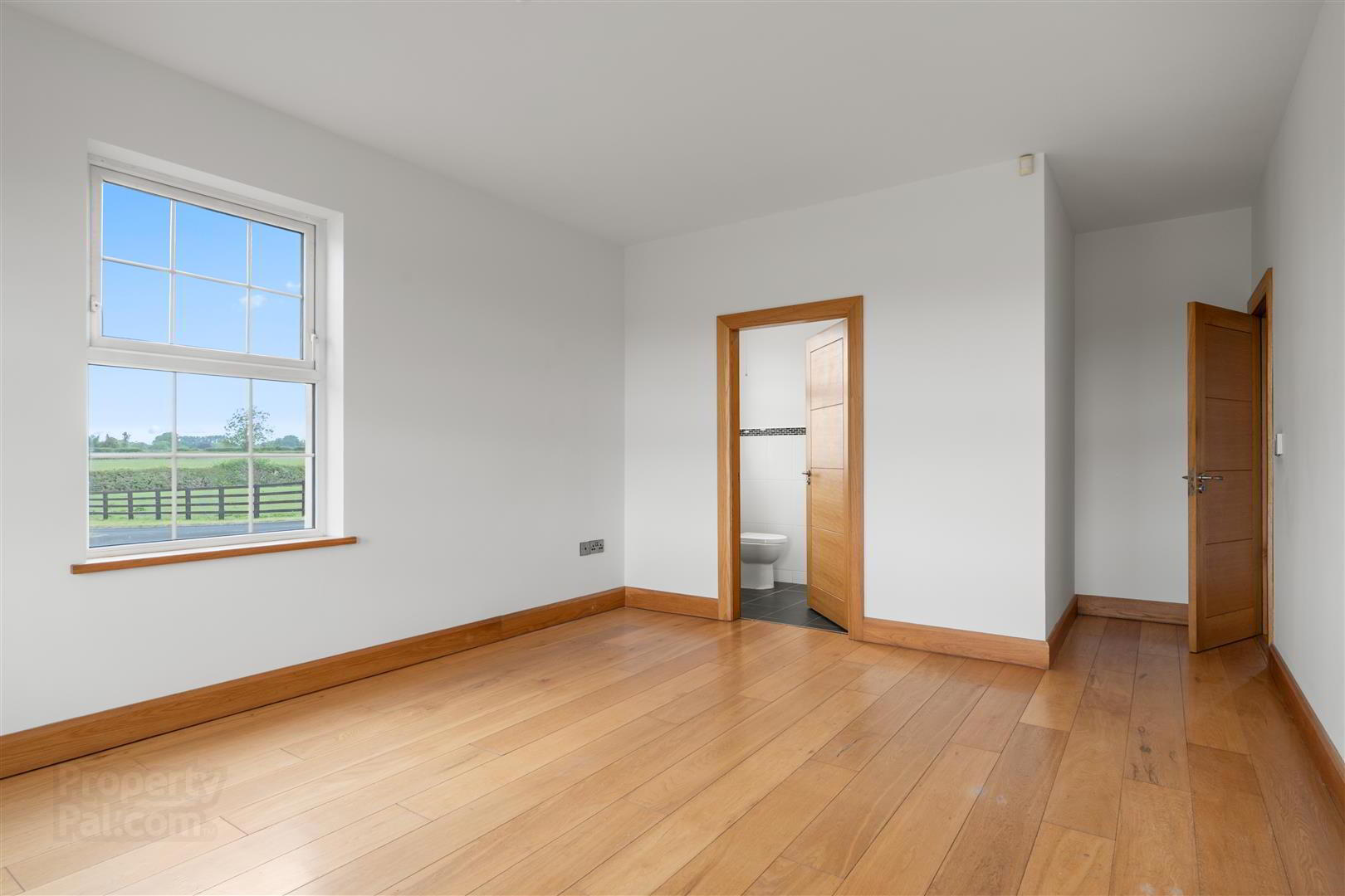 23a Burnside Road 22 of 52