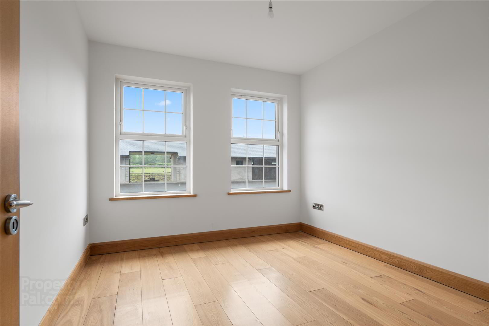 23a Burnside Road 26 of 52