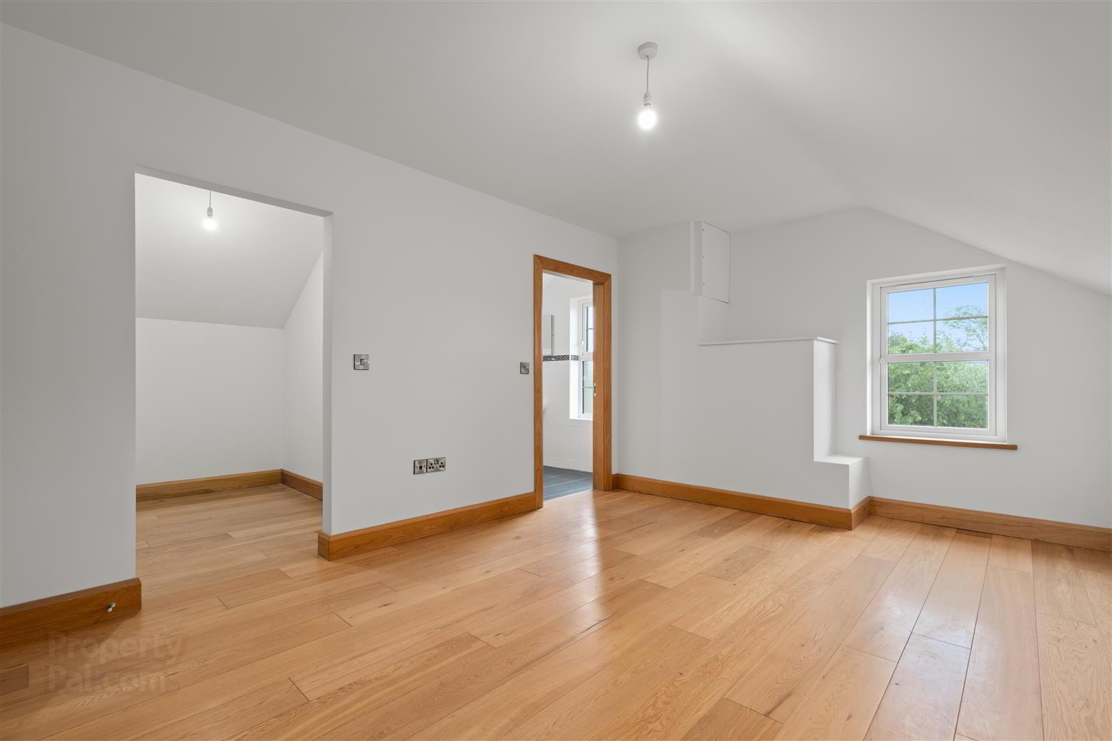 23a Burnside Road 34 of 52