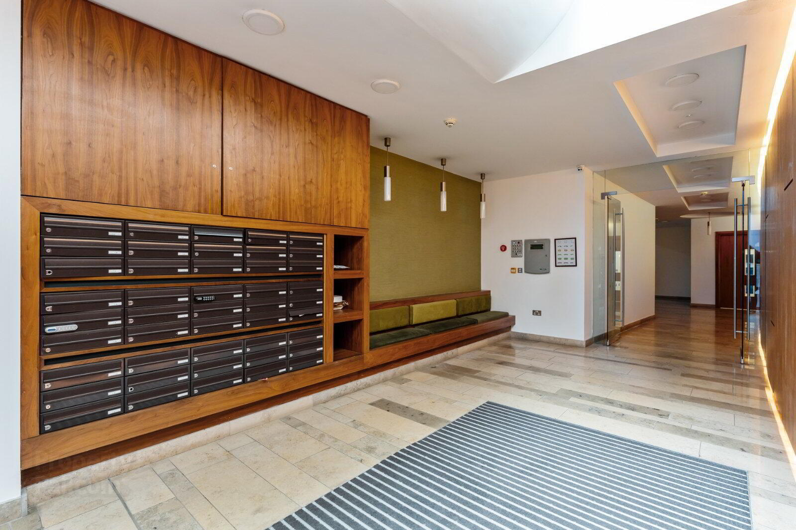 Apartment 7.35 The Arc 2h Queens Road 3 of 11