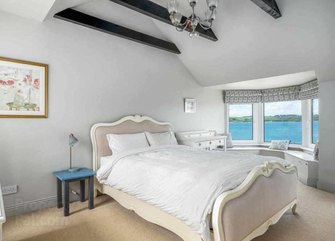 Dunroisin, 4 Lighthouse Terrace 21 of 30