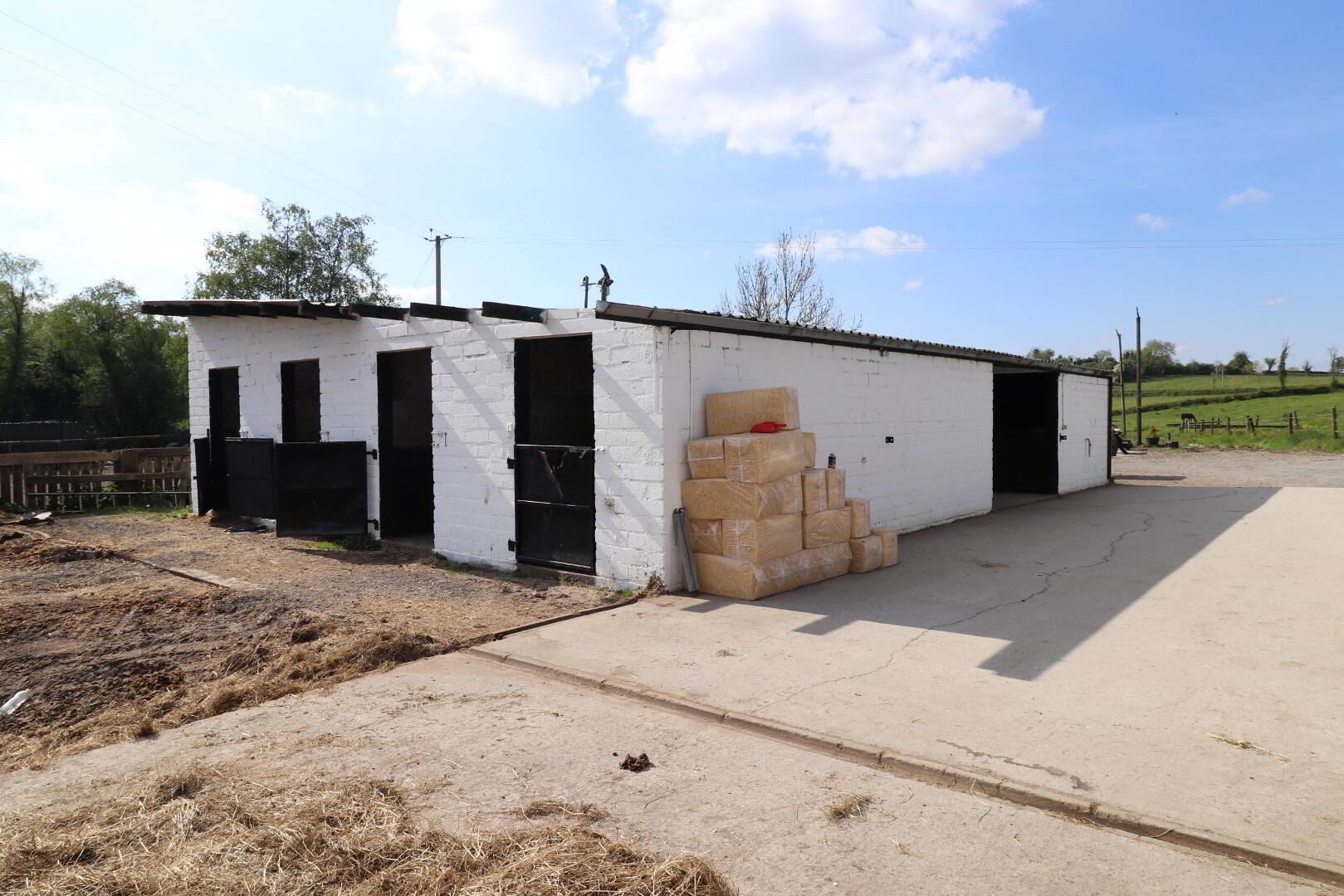 C.10 Ac & 27 Stables, Drumralla Stables 43 of 49