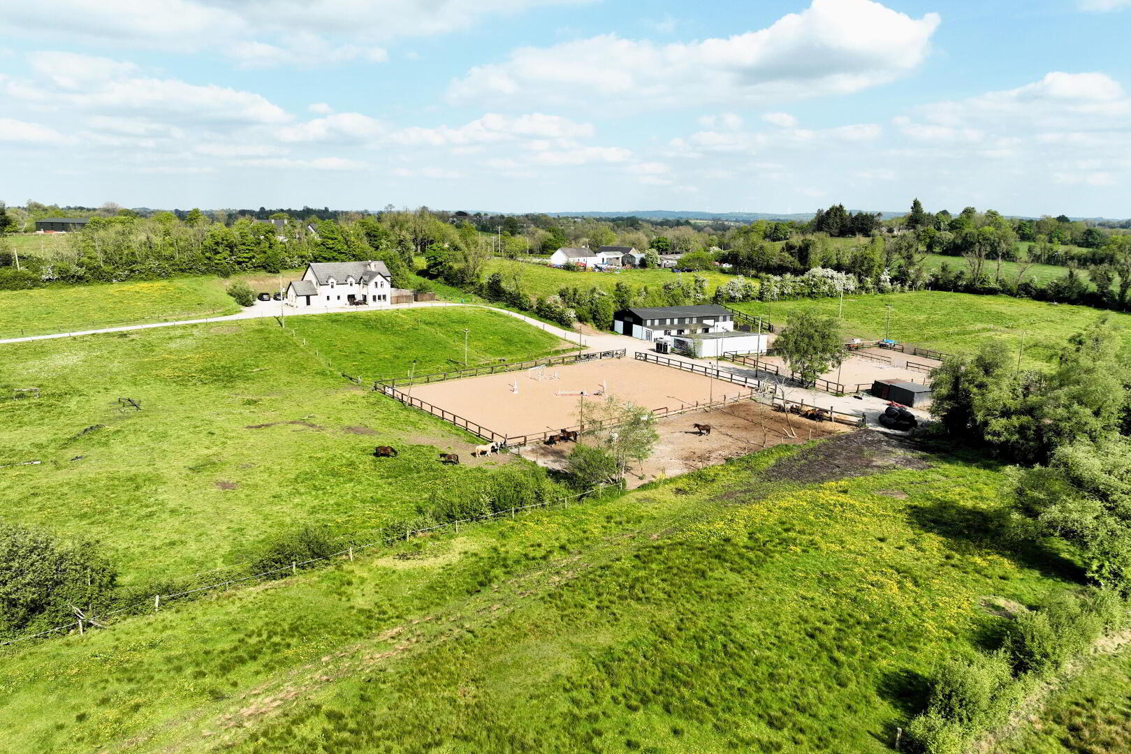 C.10 Ac & 27 Stables, Drumralla Stables 40 of 49