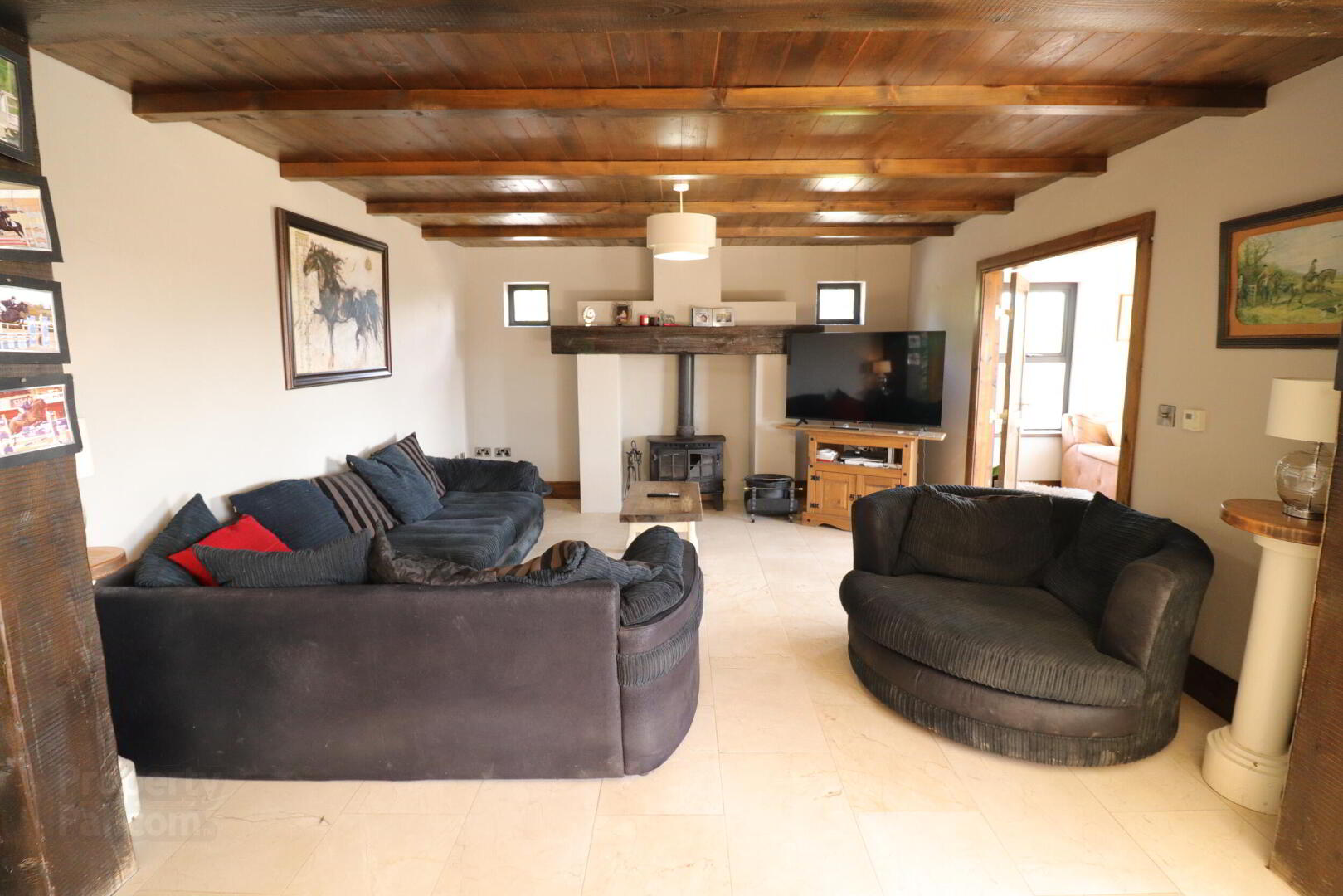C.10 Ac & 27 Stables, Drumralla Stables 10 of 49