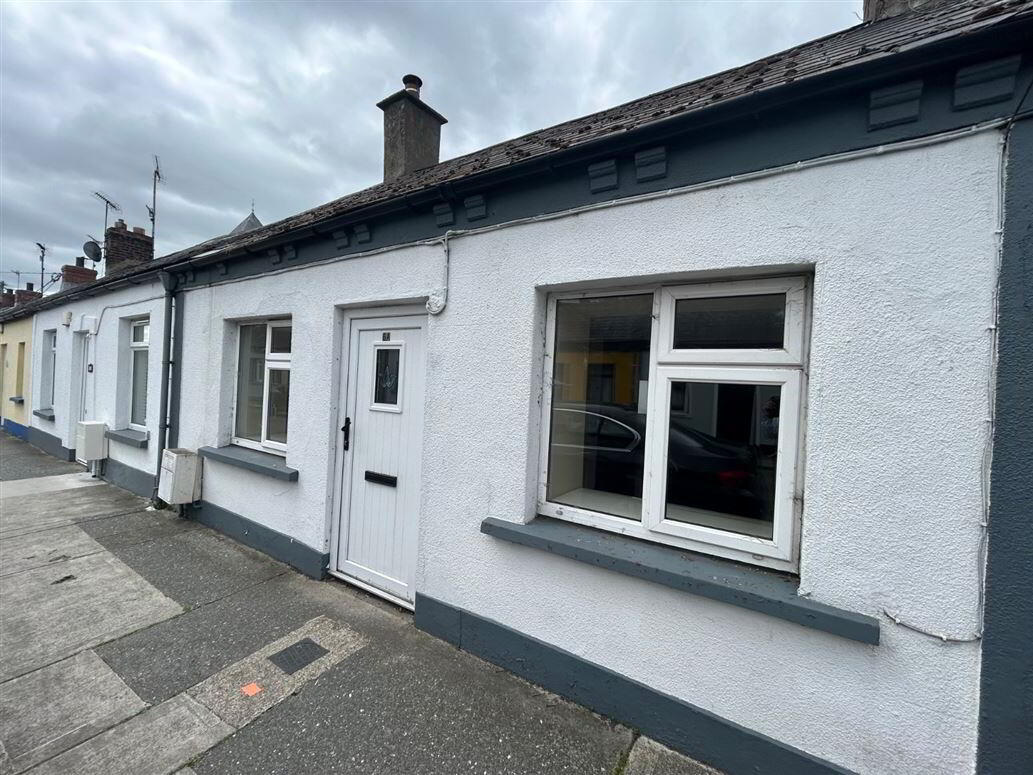 6a Saint Alphonsus Road 1 of 11