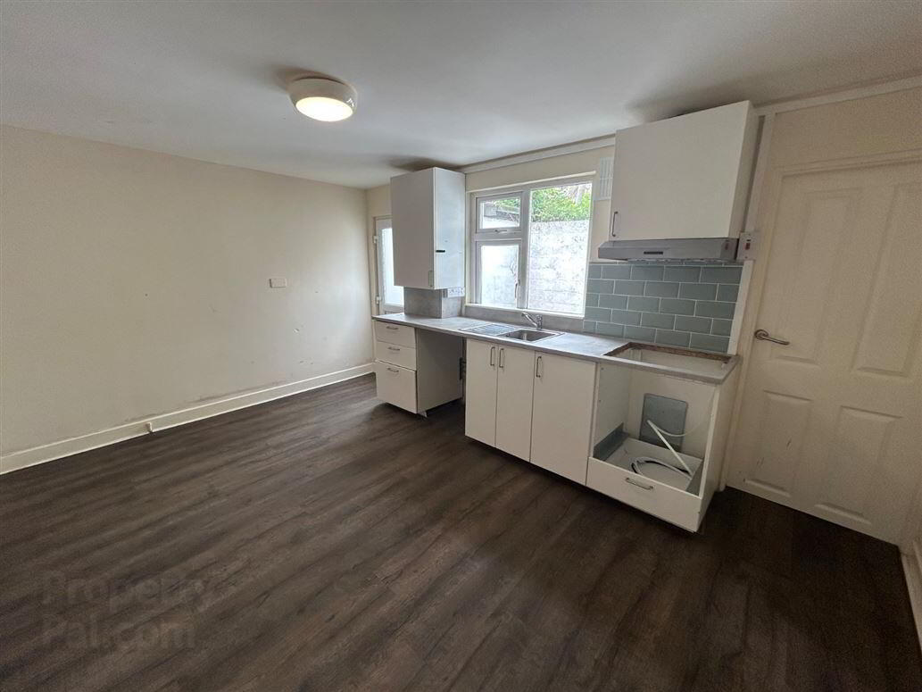 6a Saint Alphonsus Road 9 of 11