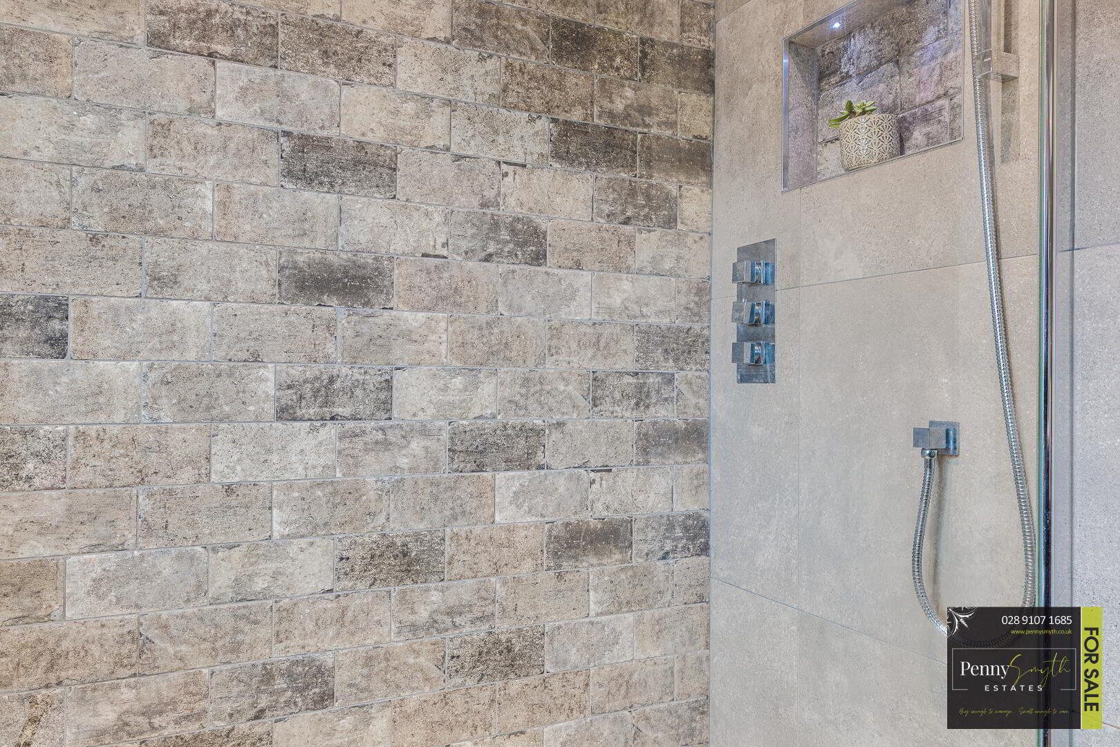 5 Woodford Grange 38 of 40