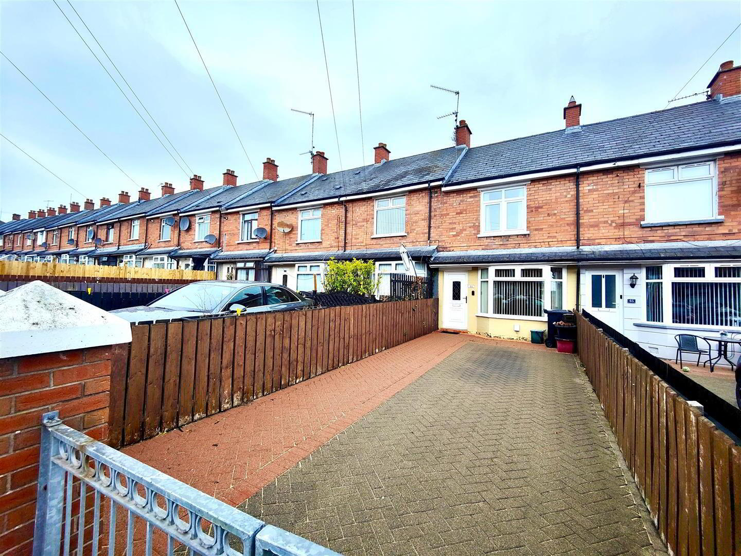 44 Brompton Park 1 of 23