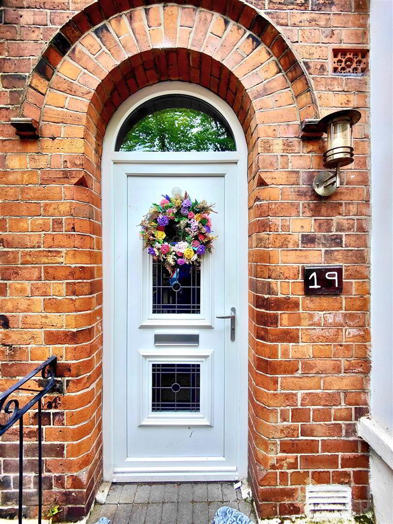 19 Glandore Drive 3 of 21