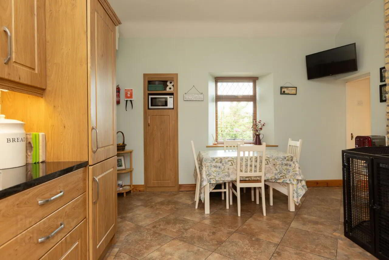 Ballaghy Cottage 7 of 70