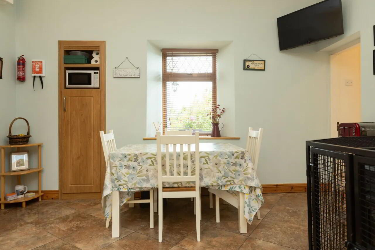 Ballaghy Cottage 12 of 70