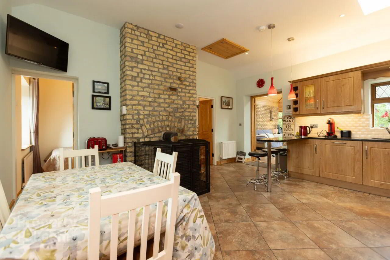 Ballaghy Cottage 11 of 70