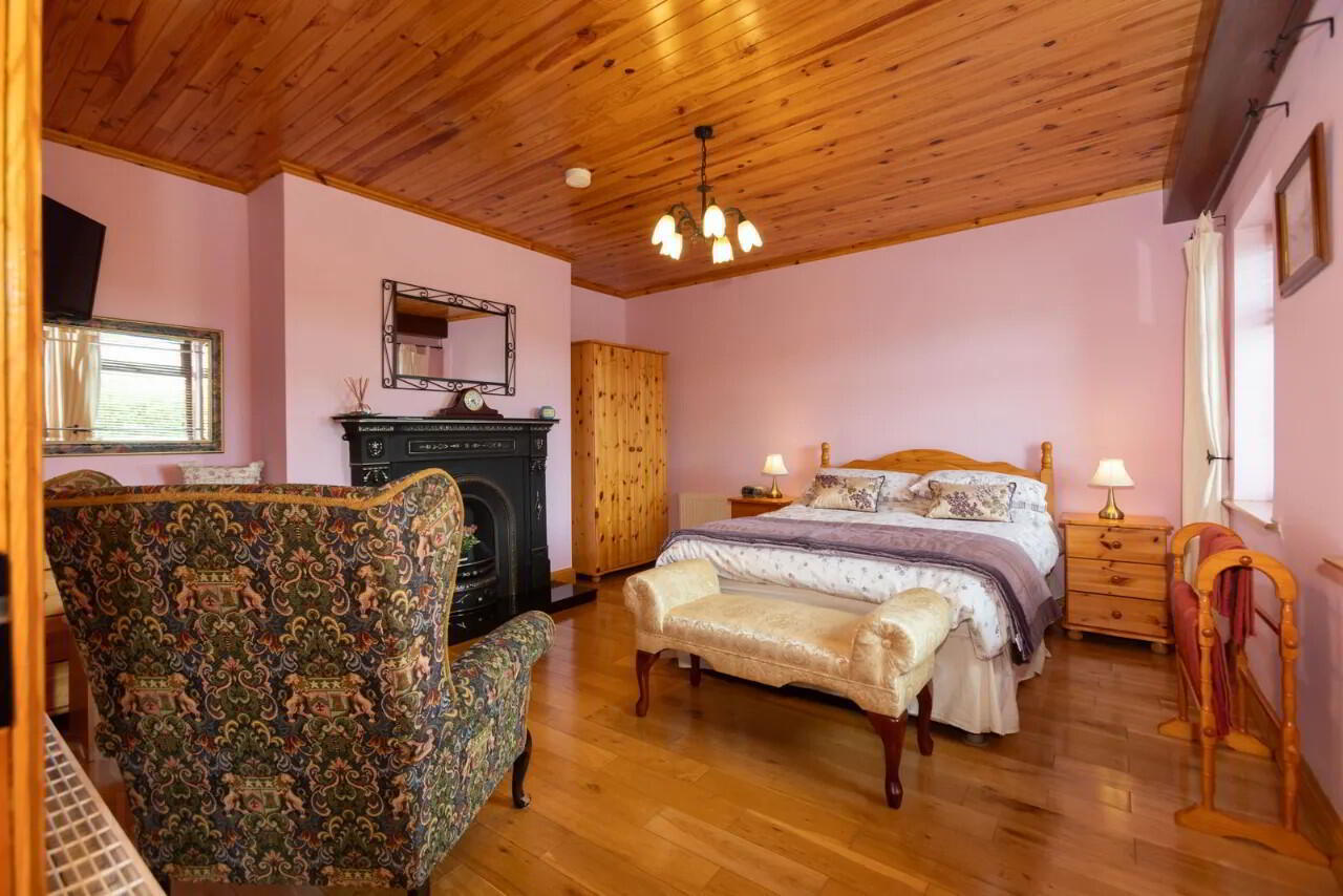 Ballaghy Cottage 18 of 70