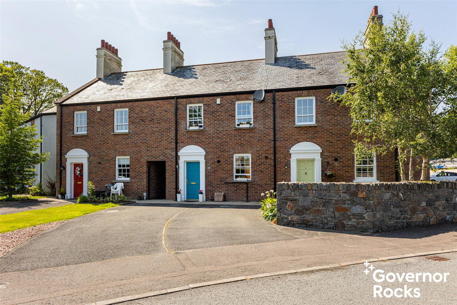 17 Manor Farm Crescent 1 of 25