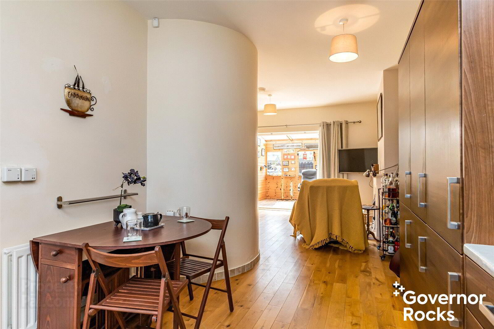 17 Manor Farm Crescent 5 of 25
