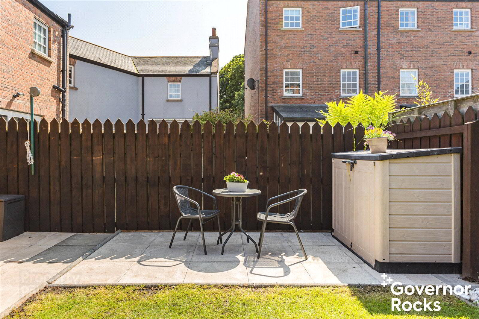 17 Manor Farm Crescent 23 of 25