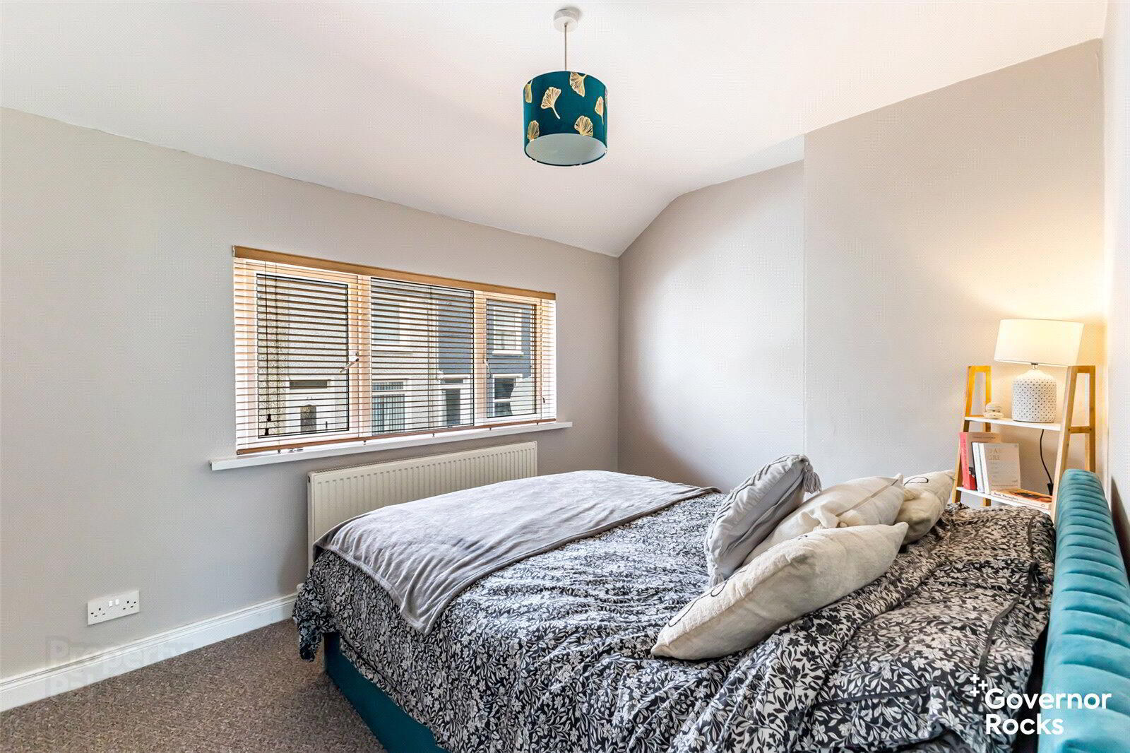 18 Meadowbank Avenue 13 of 17