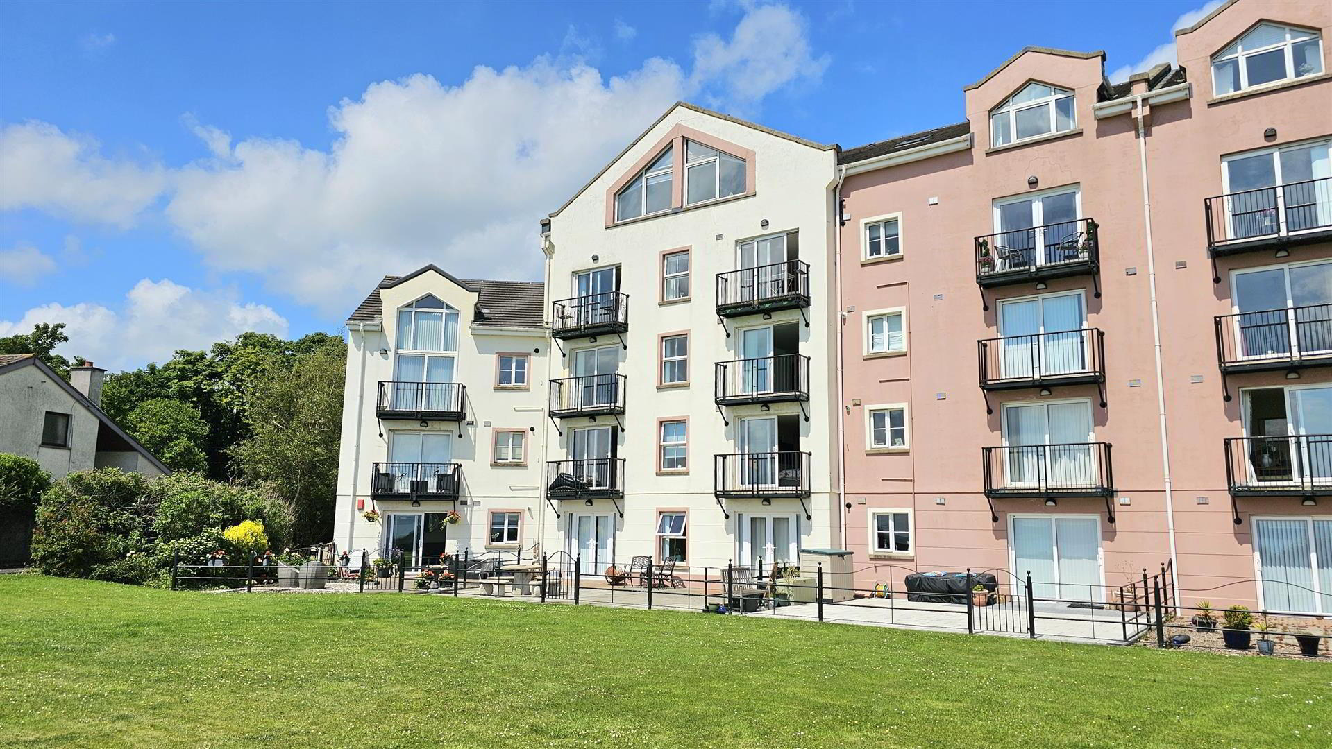 property description image