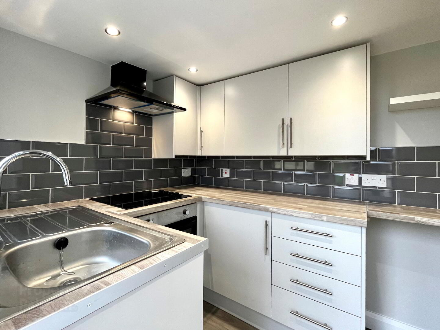 66 Old Carrick Road 10 of 20