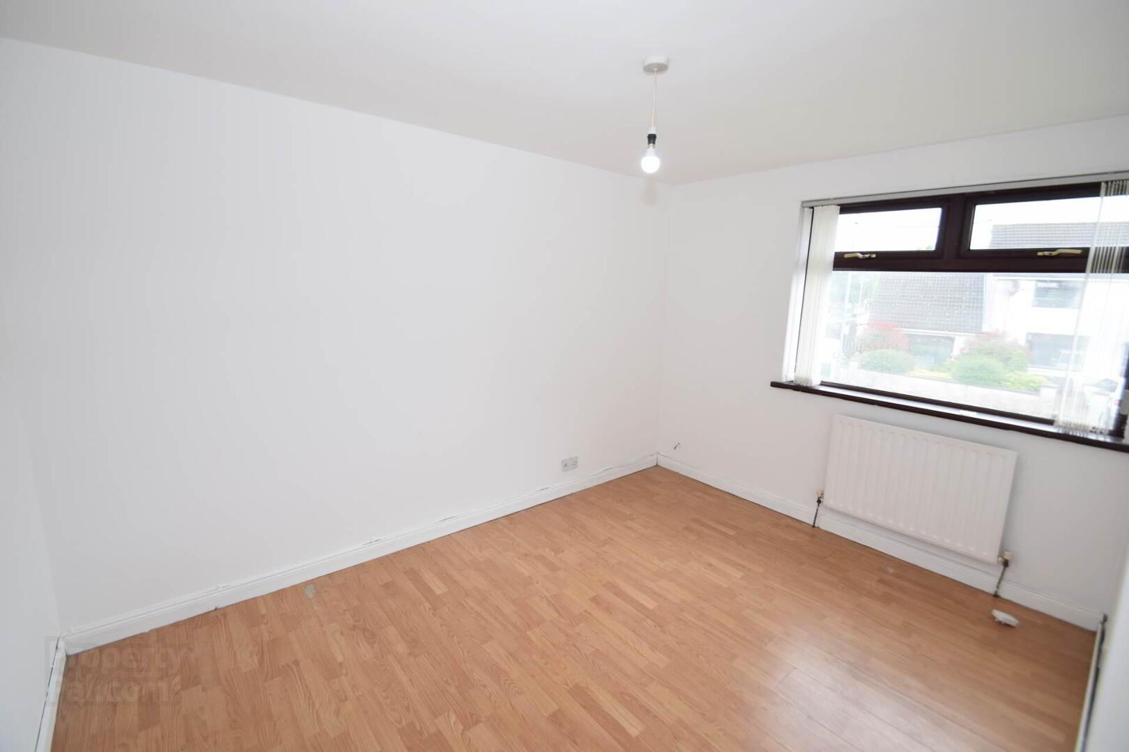 24 Gardenmore Road 13 of 20