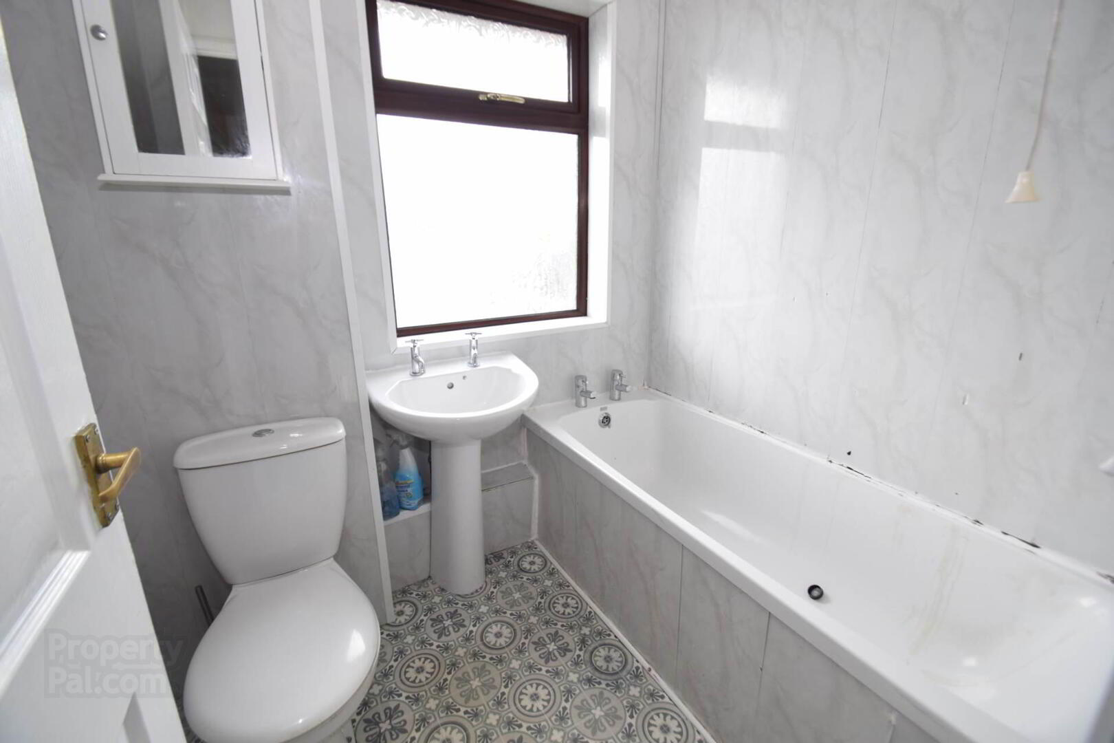 24 Gardenmore Road 18 of 20