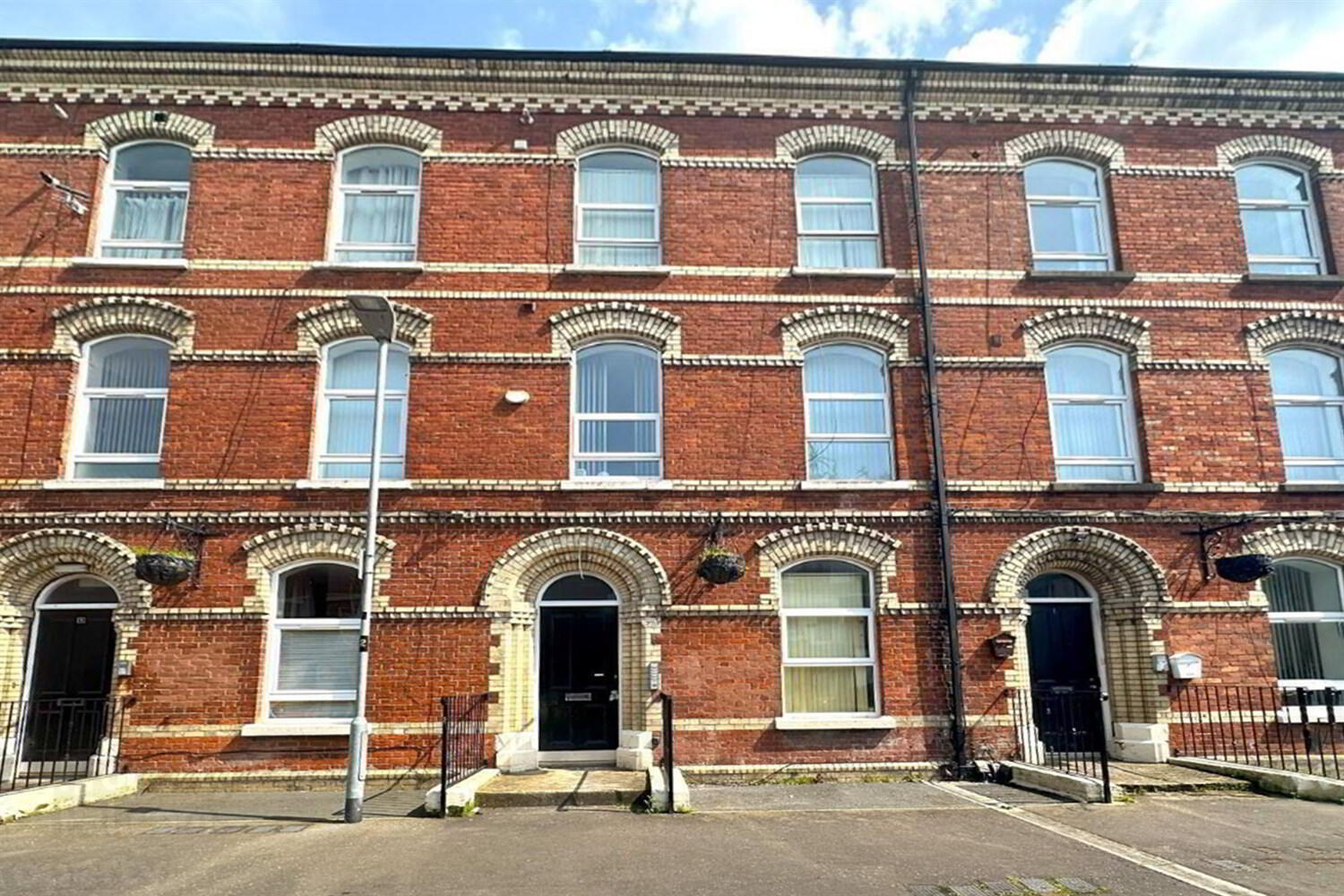 Apartment 2 11 Kinnaird Terrace 1 of 6