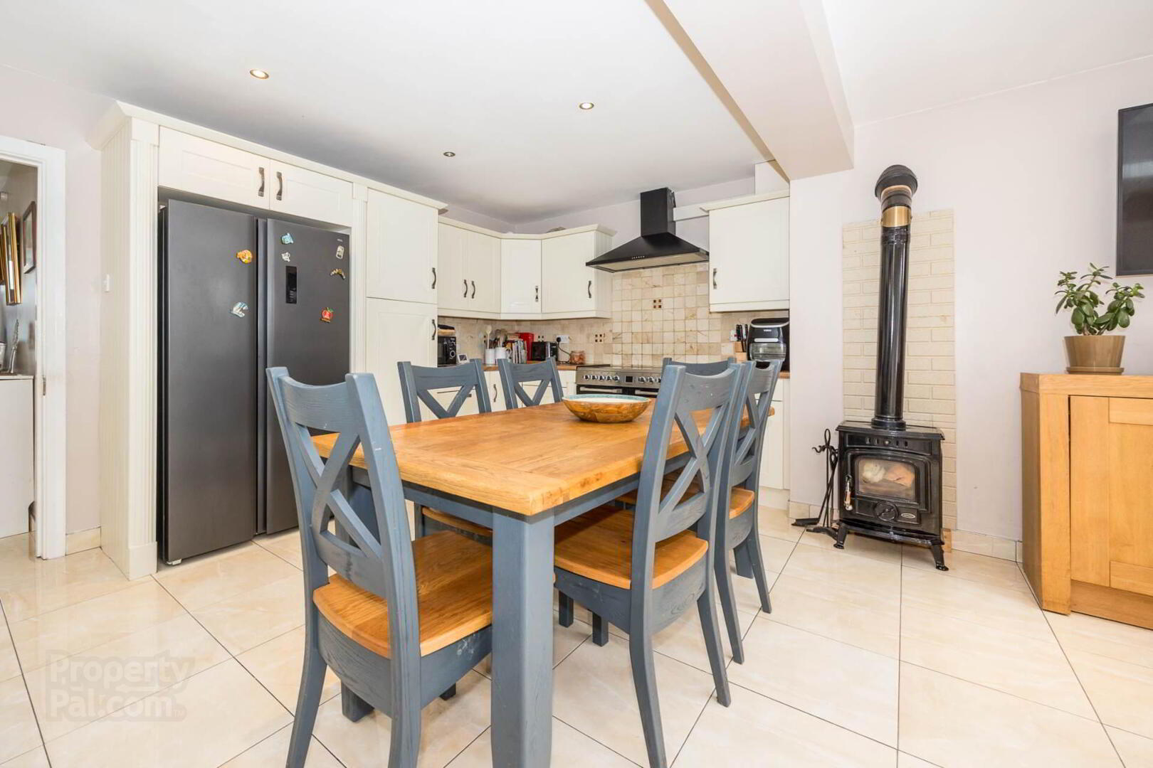 46a Lorcan Crescent 6 of 29