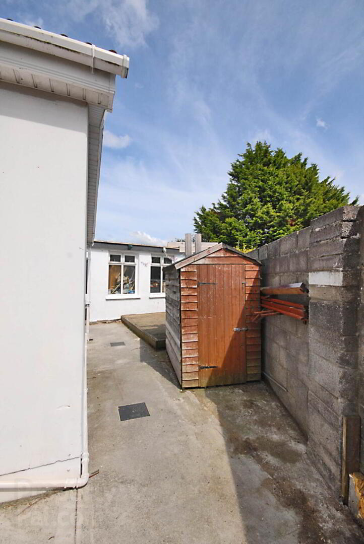 46a Lorcan Crescent 14 of 29